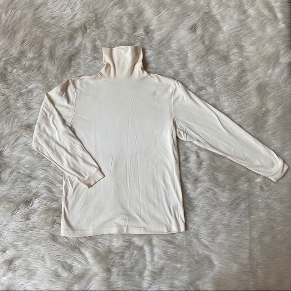 Eddie Bauer Sweaters - ☁️ Eddie Bauer Turtleneck